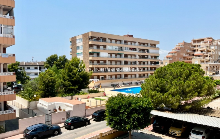 Apartment / flat - Resale - Torrevieja - LS-1707/1