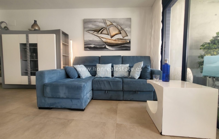 Apartment / flat - Resale - Torrevieja - Punta Prima