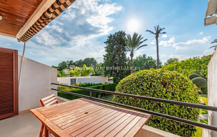 Apartment / flat - Resale - Villamartín - Villamartín