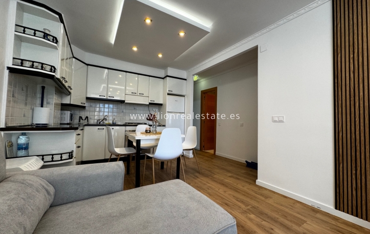 Apartment / flat - Short Term Rental - Punta Prima - LR-0805