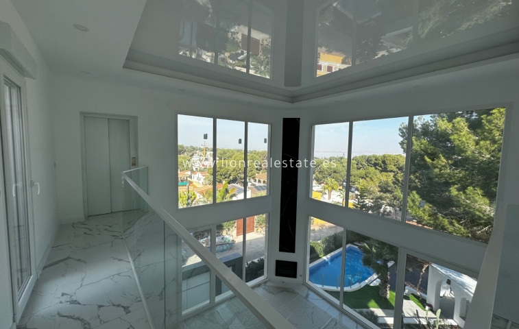 Chalet - Resale - Torrevieja - Los Balcones