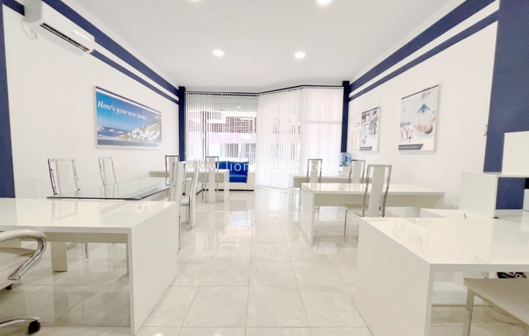 Comercial - Reventa - Orihuela Costa - LS-0410