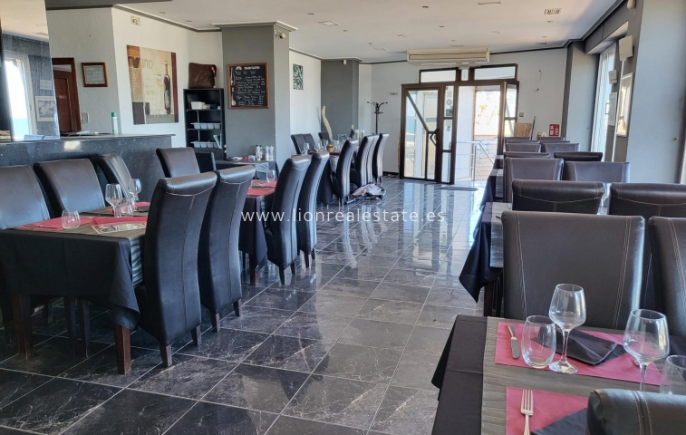 Commercial Unit - Reventa - Torrevieja - US-85632