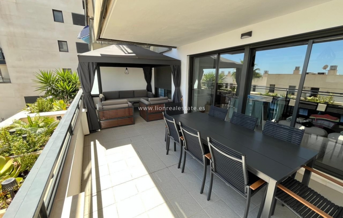 Долгосрочная аренда - Квартира / квартира - Orihuela Costa - Lomas De Campoamor-las Ramblas