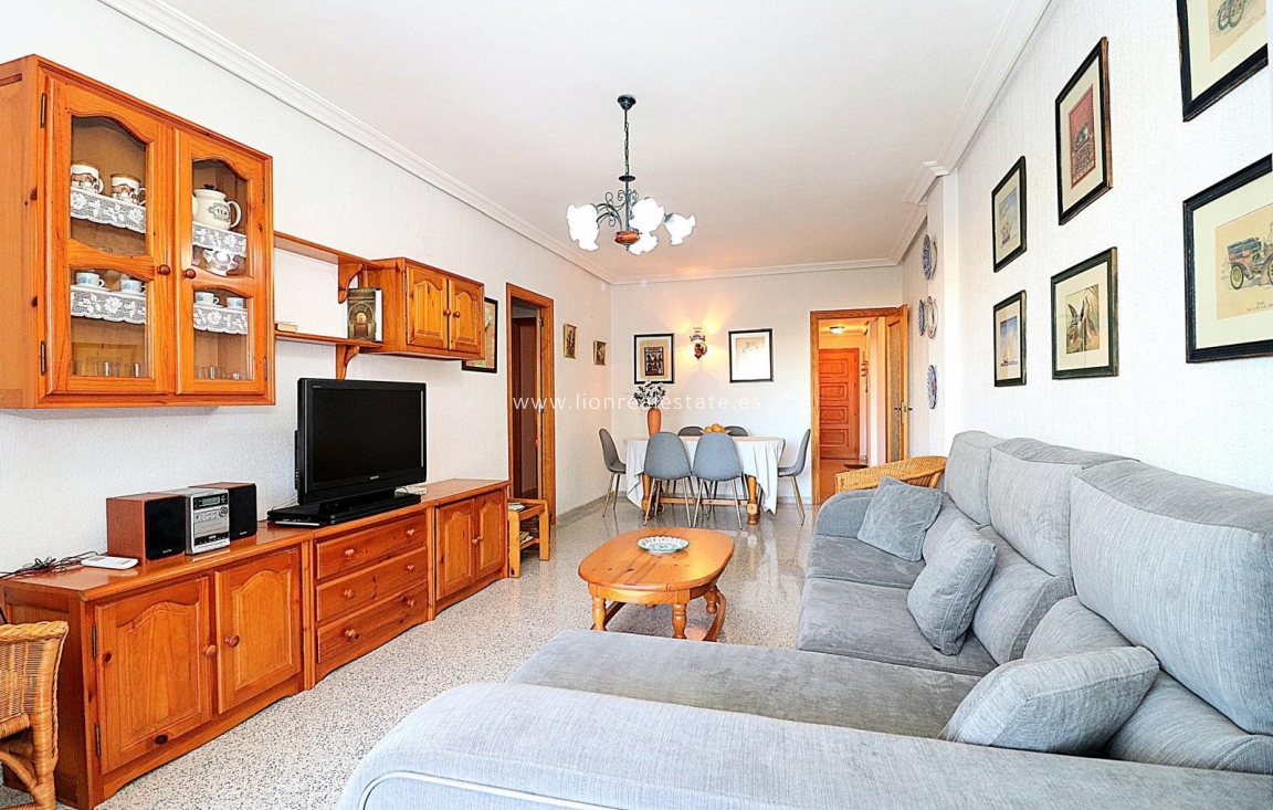 Долгосрочная аренда - Квартира / квартира - Torrevieja - Acequion