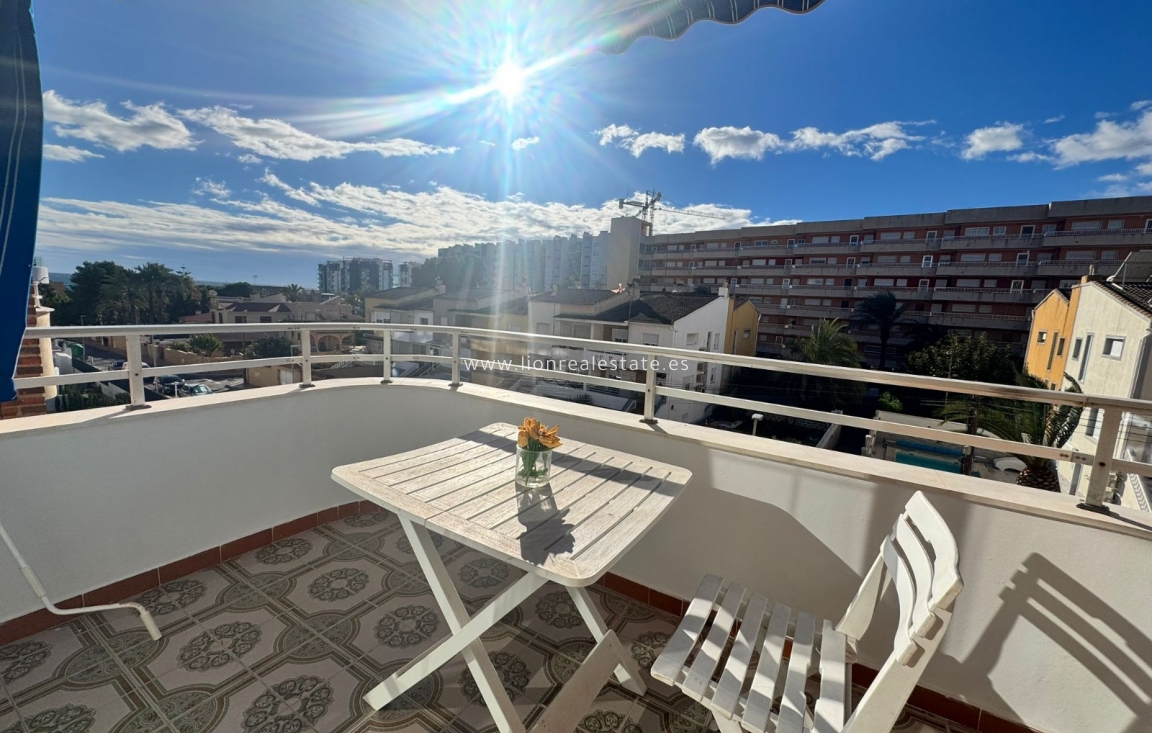 Долгосрочная аренда - Квартира / квартира - Torrevieja - Punta Prima