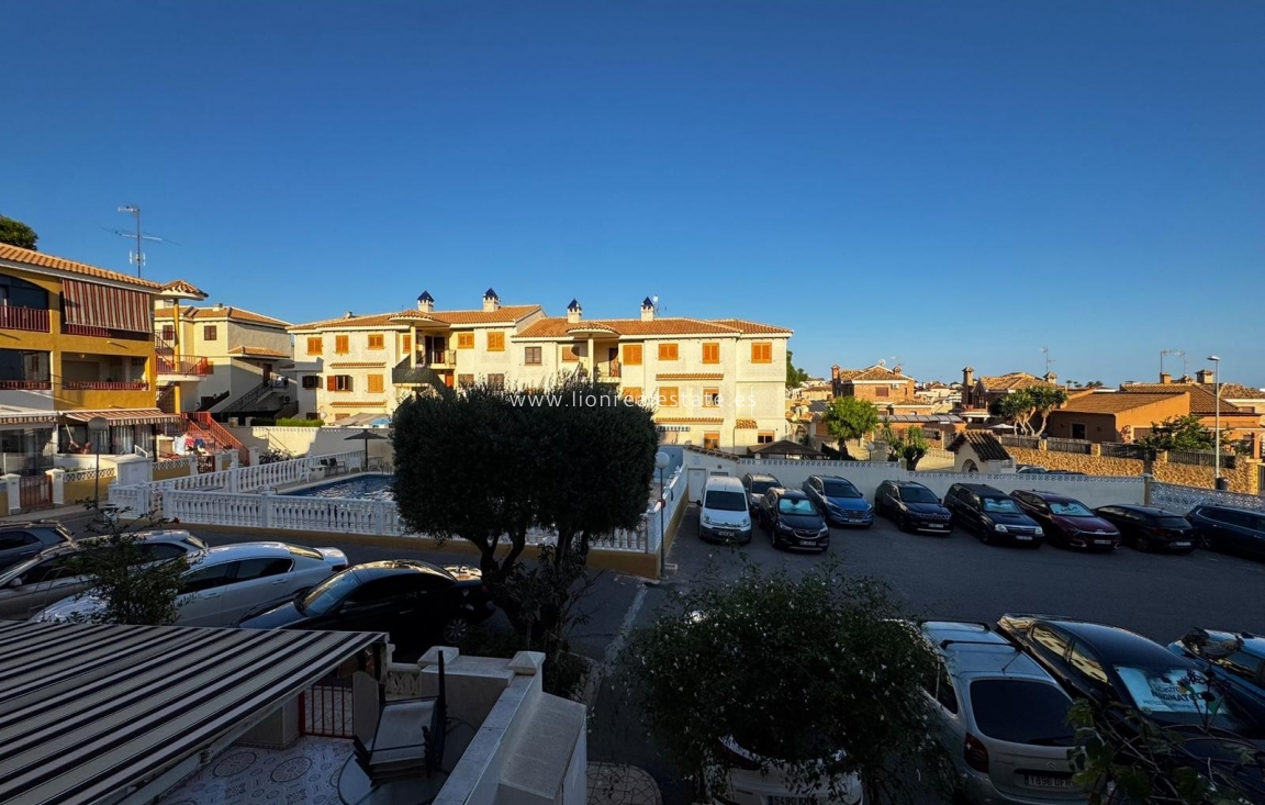 Долгосрочная аренда - Квартира / квартира - Torrevieja - Torreblanca