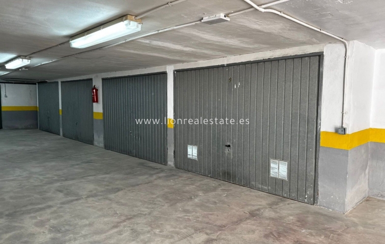 Garage - Resale - Torrevieja - Punta Prima