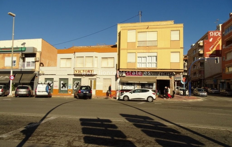 house - Перепродажа - Torrevieja - US-51230