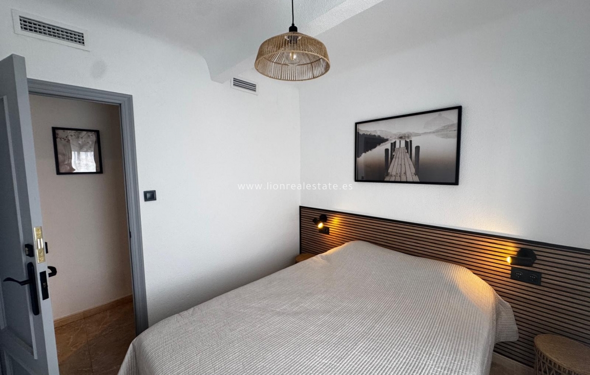 Краткосрочная аренда - Квартира / квартира - Santa Pola