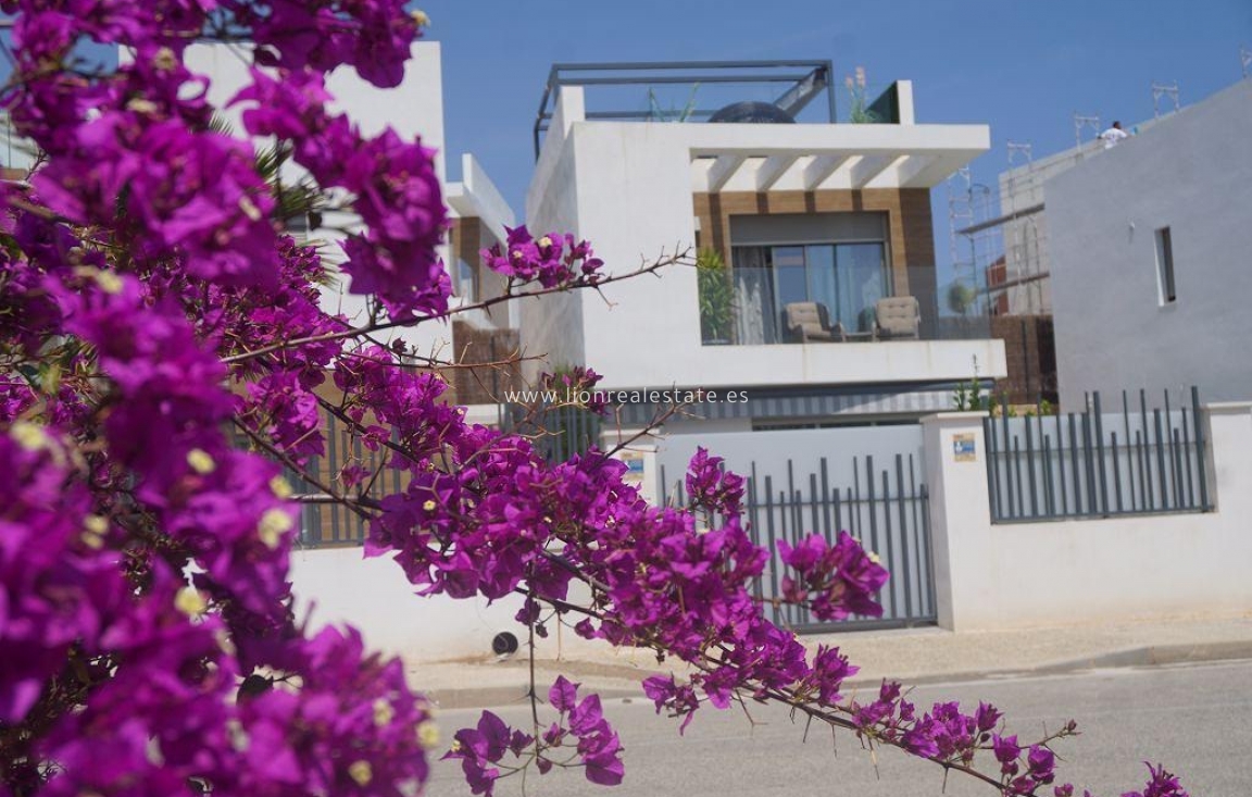 Краткосрочная аренда - Villa - Orihuela Costa - Villamartín