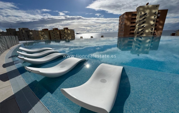 Квартира / квартира - Долгосрочная аренда - Benidorm - Playa Poniente