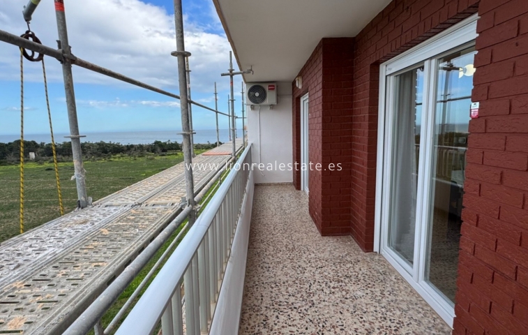 Квартира / квартира - Перепродажа - Orihuela Costa - Punta Prima