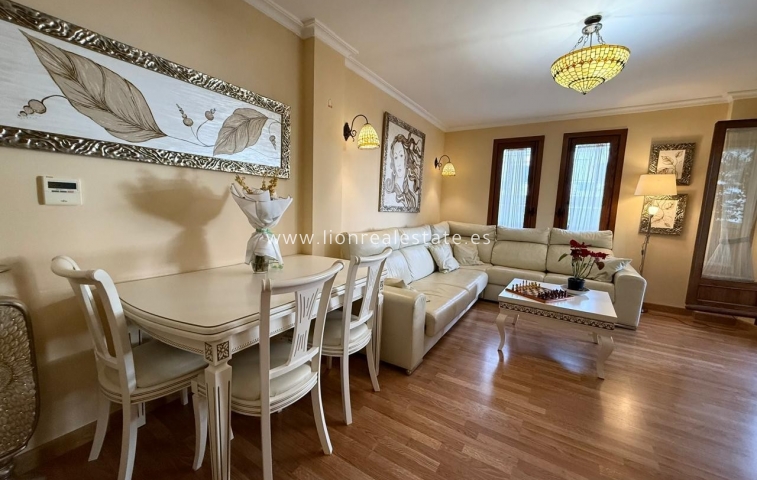 Квартира / квартира - Перепродажа - Punta Prima - Punta Prima