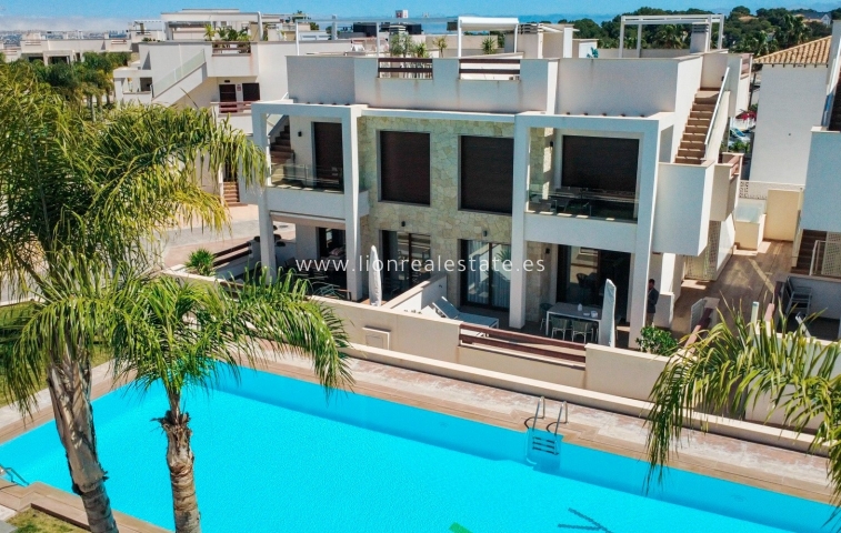Квартира / квартира - Перепродажа - Torrevieja - Los Balcones - Los Altos del Edén