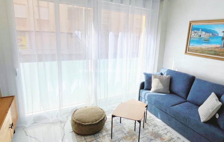 Квартира / квартира - Перепродажа - Torrevieja - MOVR-88408