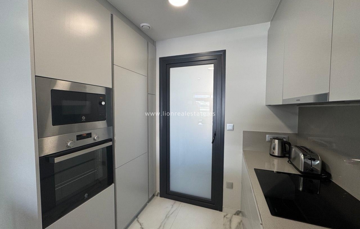 Long Term Rental - Apartment / flat - Benidorm - Playa Poniente