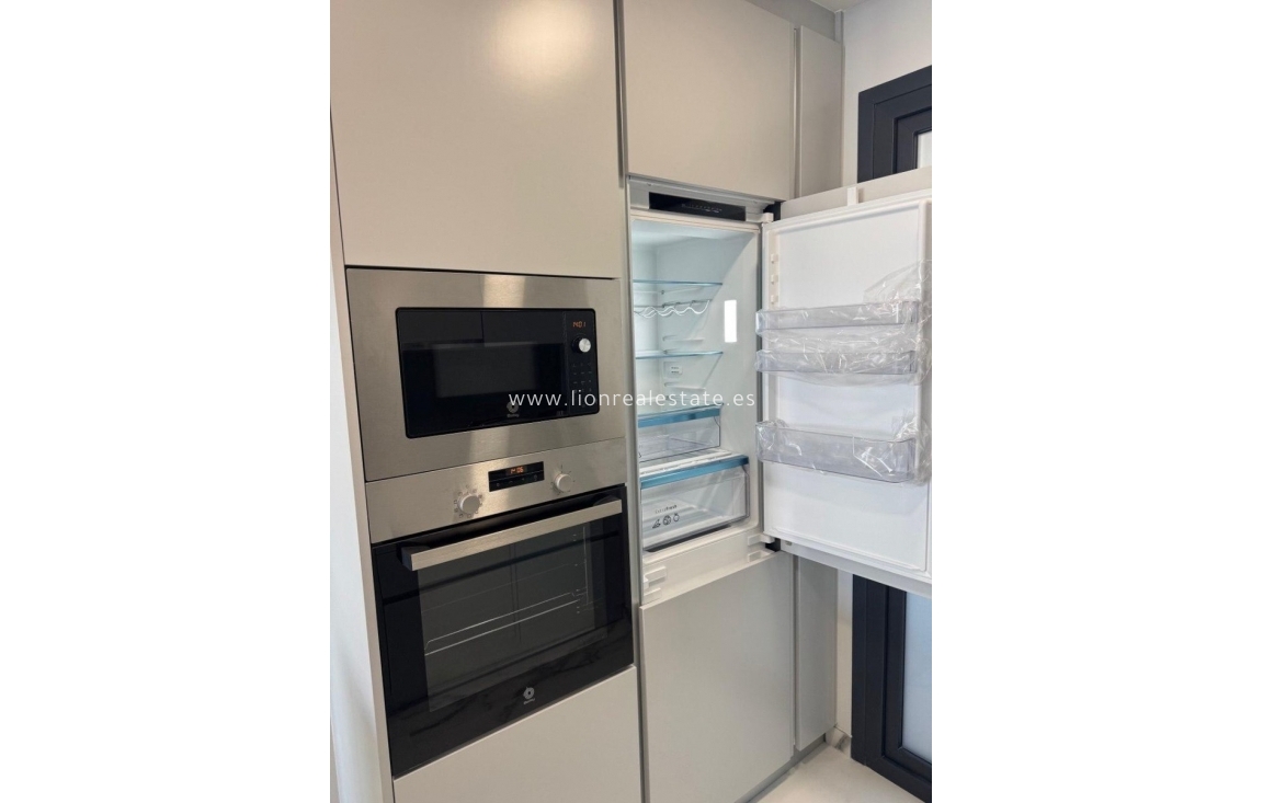 Long Term Rental - Apartment / flat - Benidorm - Playa Poniente