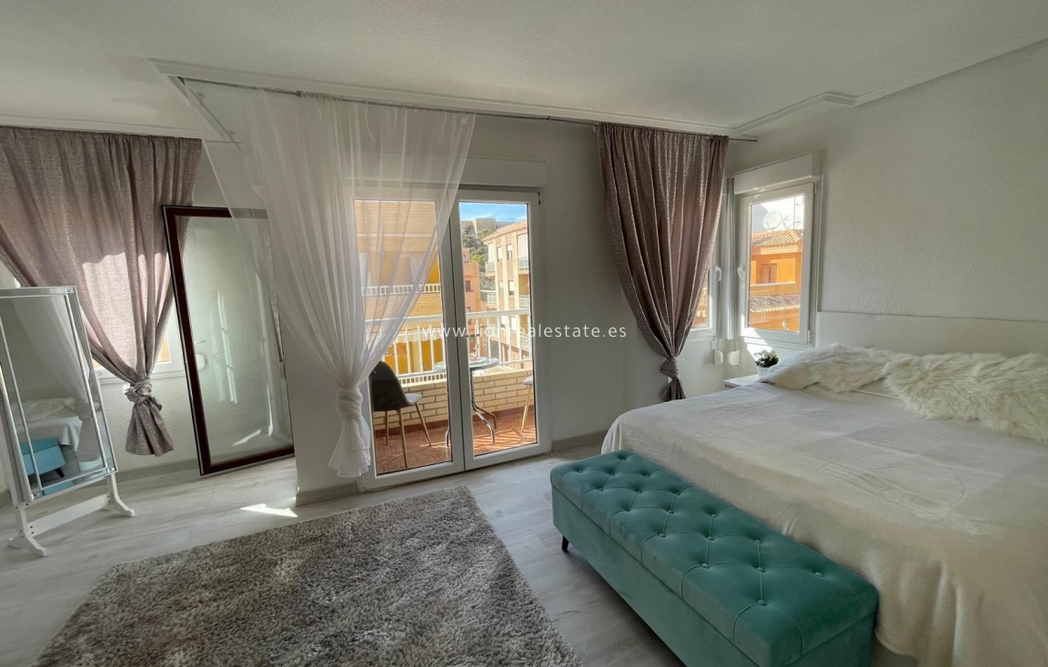 Long Term Rental - Apartment / flat - Guardamar del Segura - Pueblo