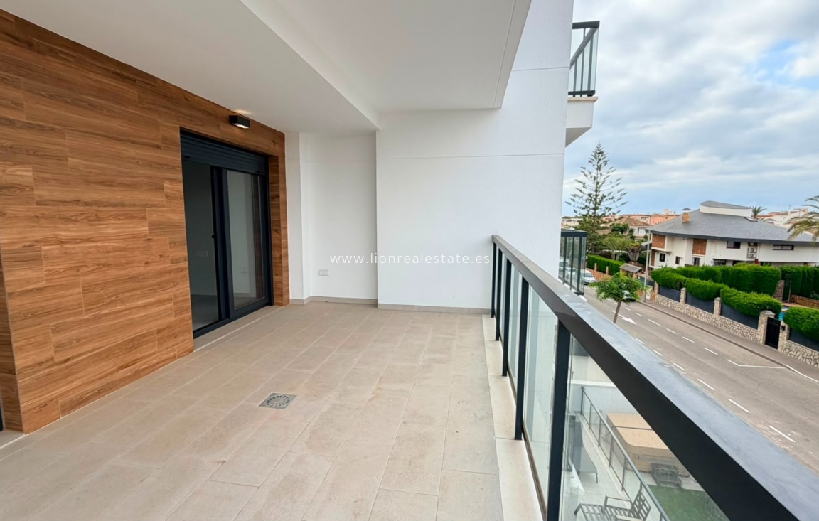 Long Term Rental - Apartment / flat - Mil Palmeras