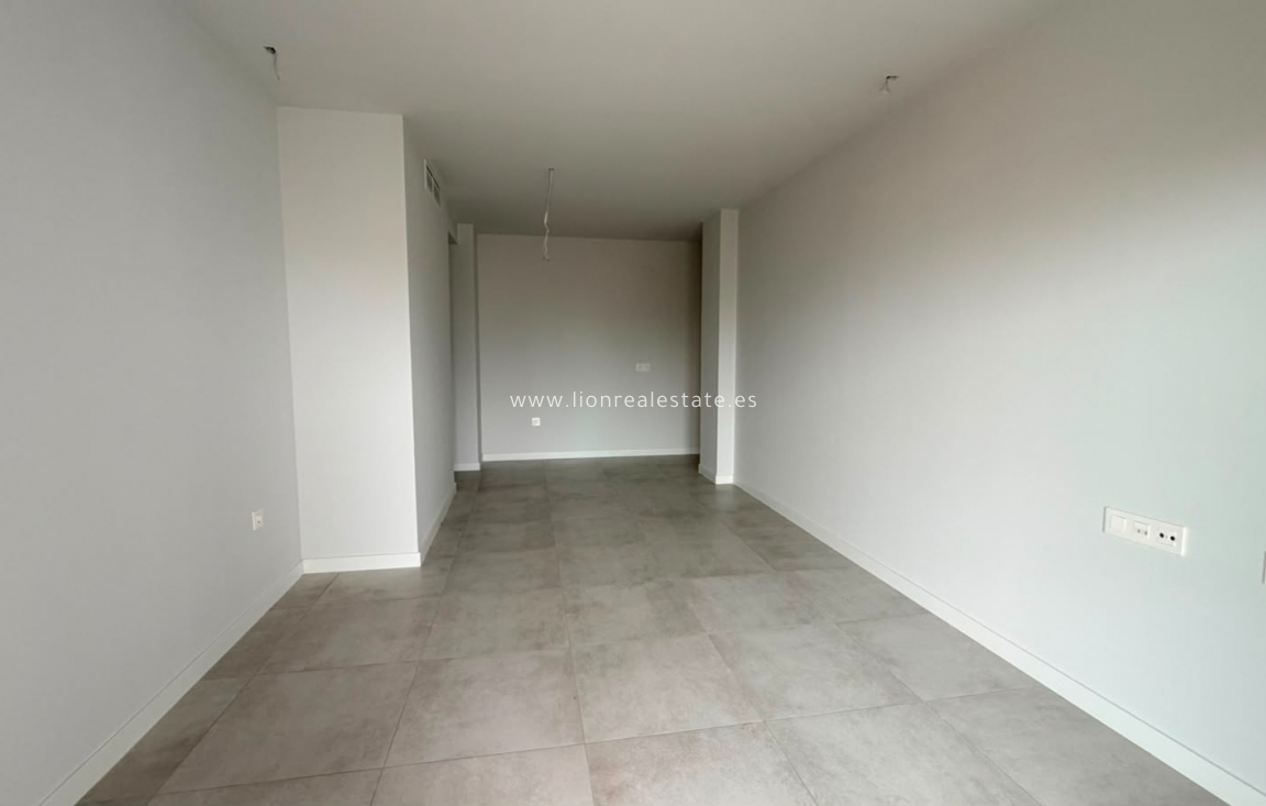 Long Term Rental - Apartment / flat - Mil Palmeras