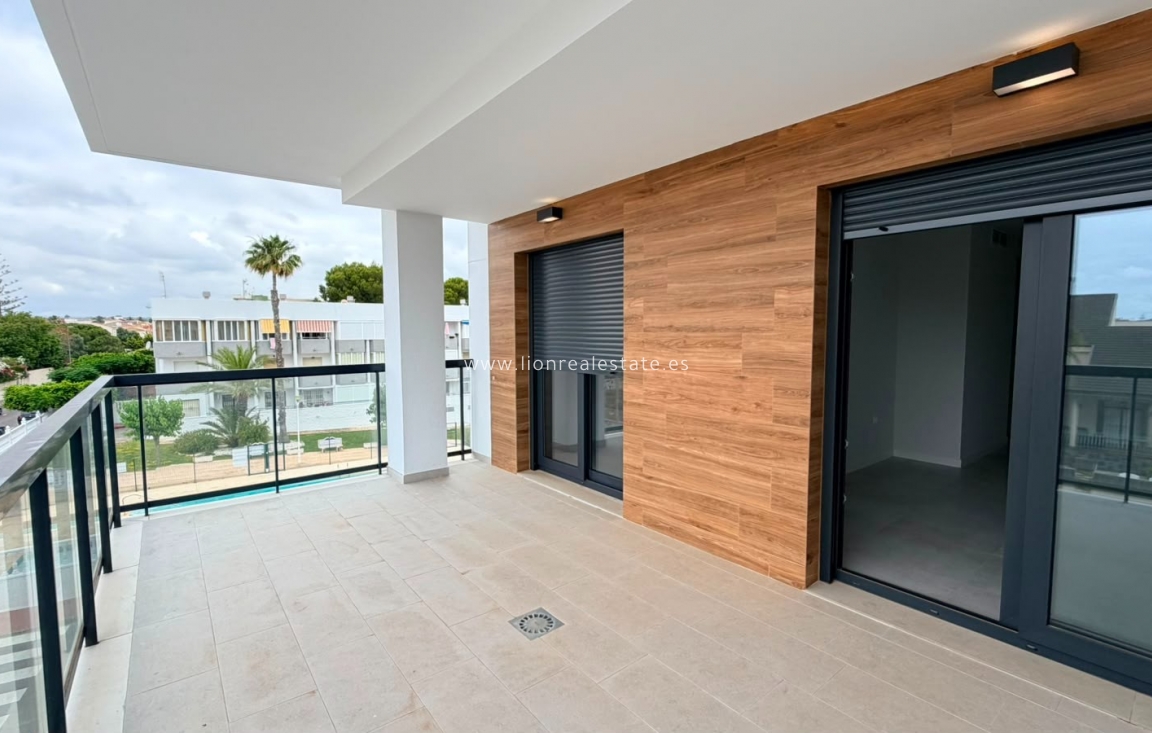 Long Term Rental - Apartment / flat - Mil Palmeras