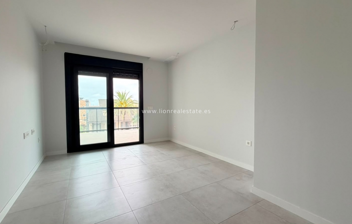 Long Term Rental - Apartment / flat - Mil Palmeras