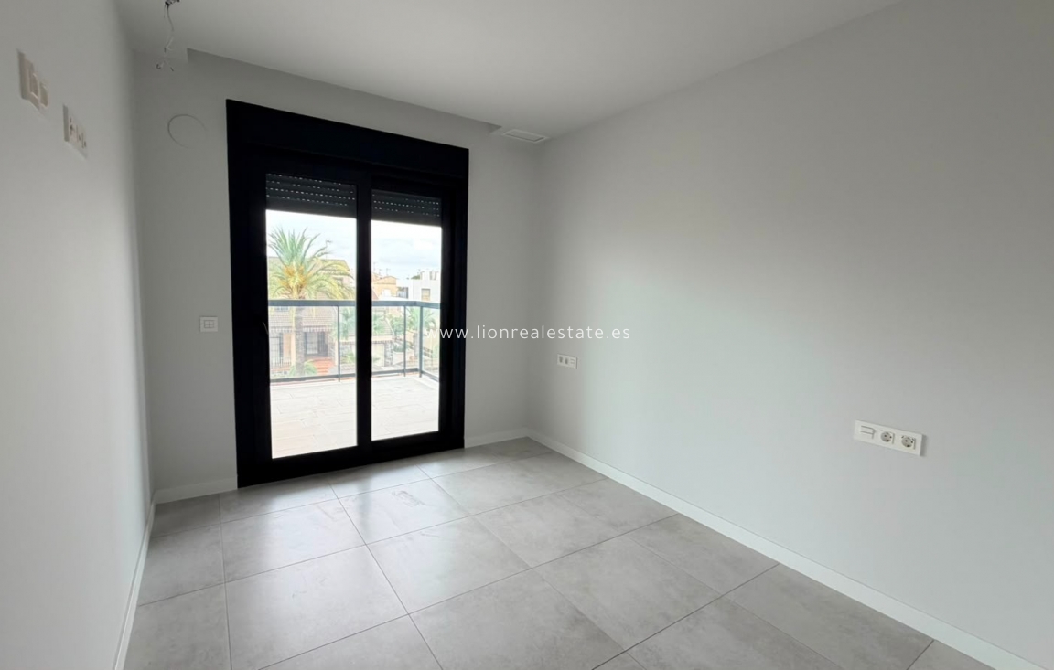 Long Term Rental - Apartment / flat - Mil Palmeras