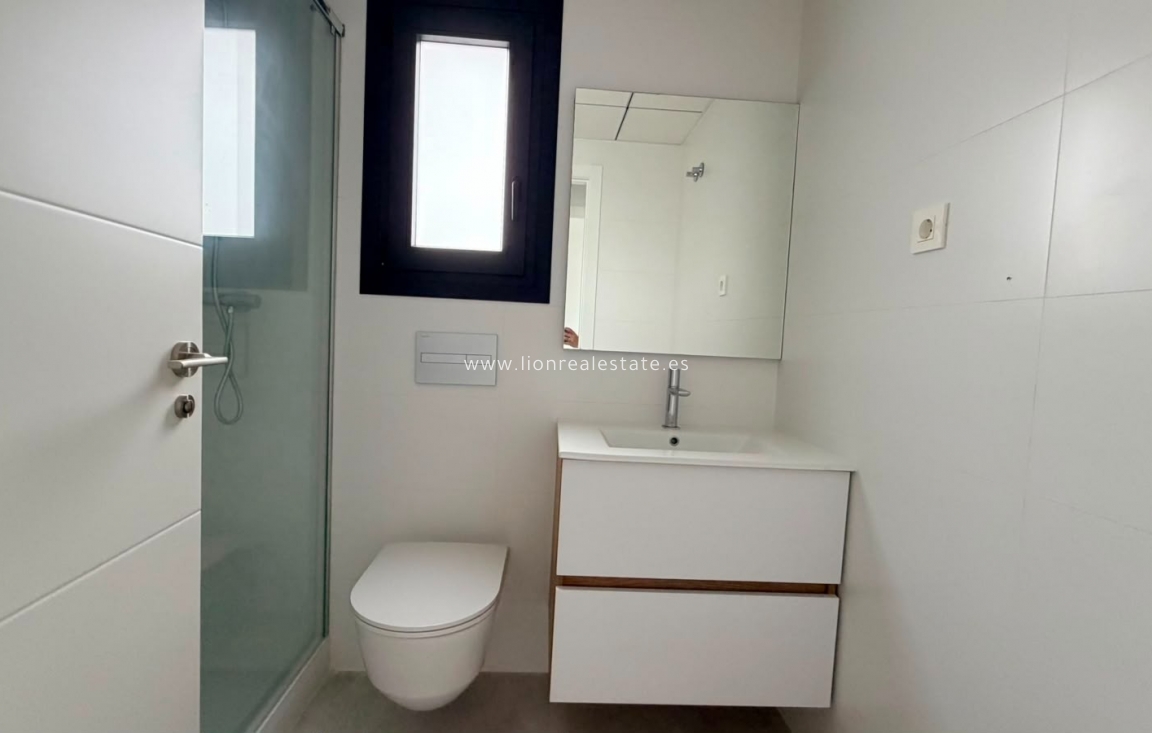 Long Term Rental - Apartment / flat - Mil Palmeras