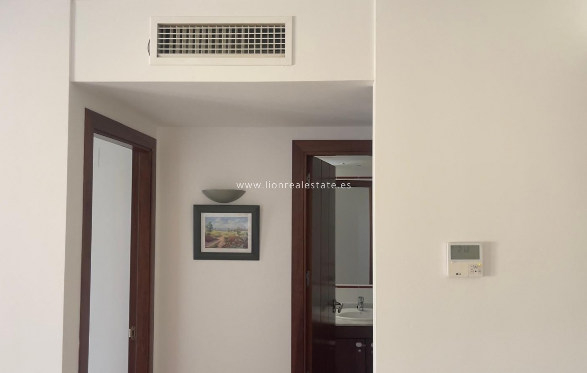 Long Term Rental - Apartment / flat - Punta Prima