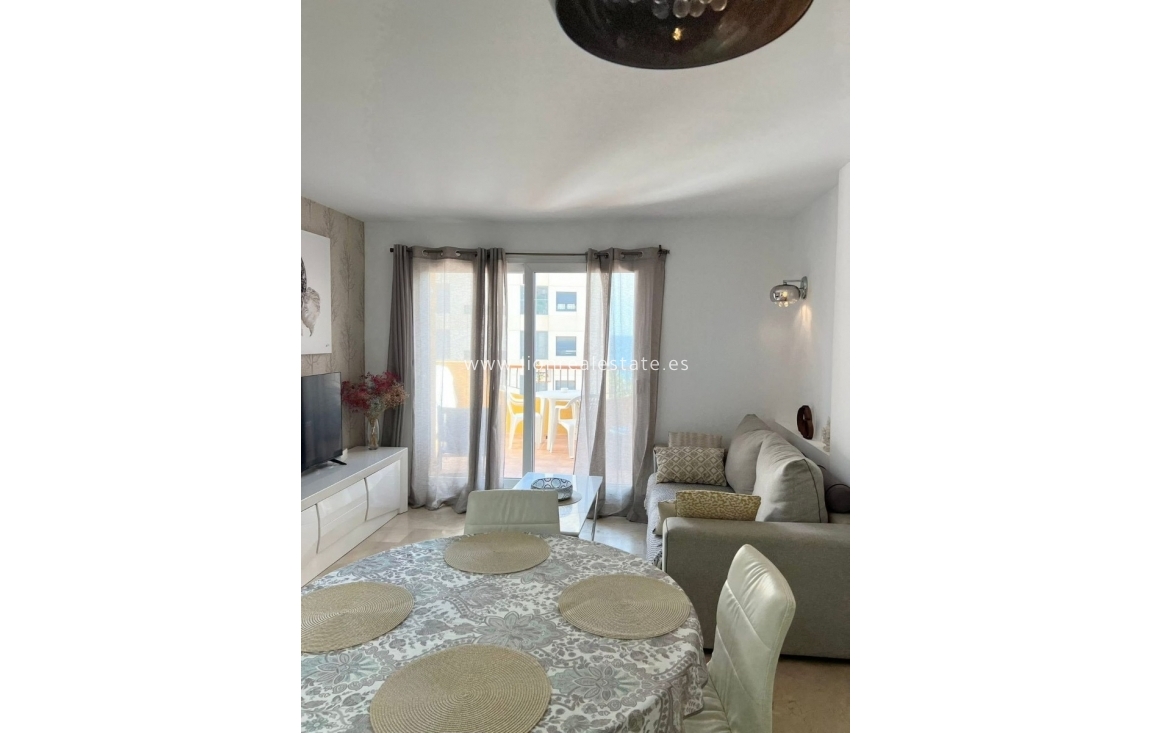Long Term Rental - Apartment / flat - Punta Prima