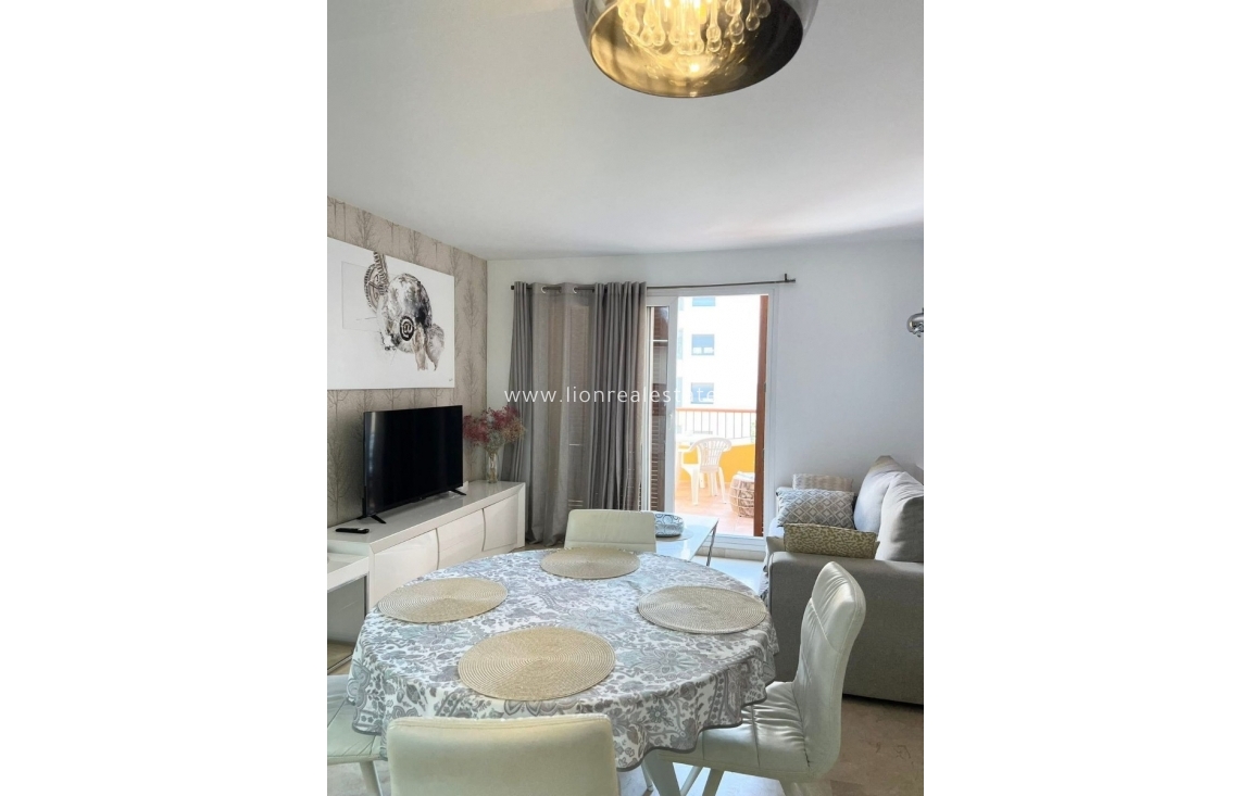 Long Term Rental - Apartment / flat - Punta Prima