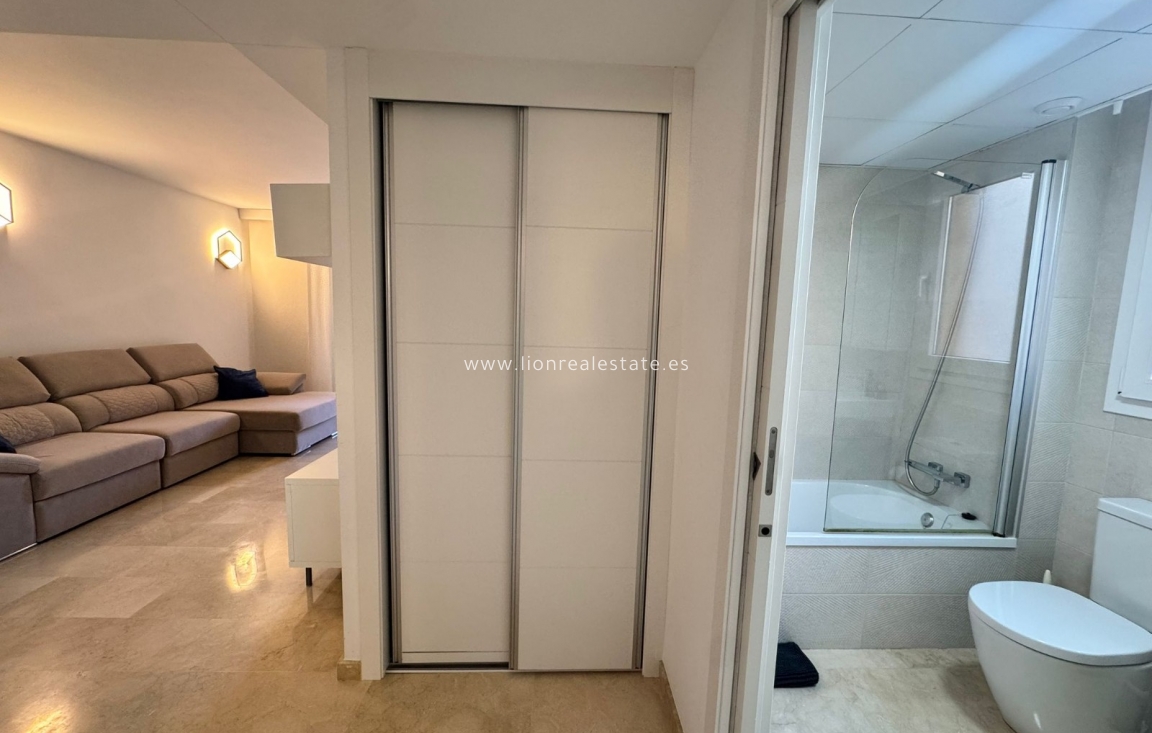 Long Term Rental - Apartment / flat - Punta Prima