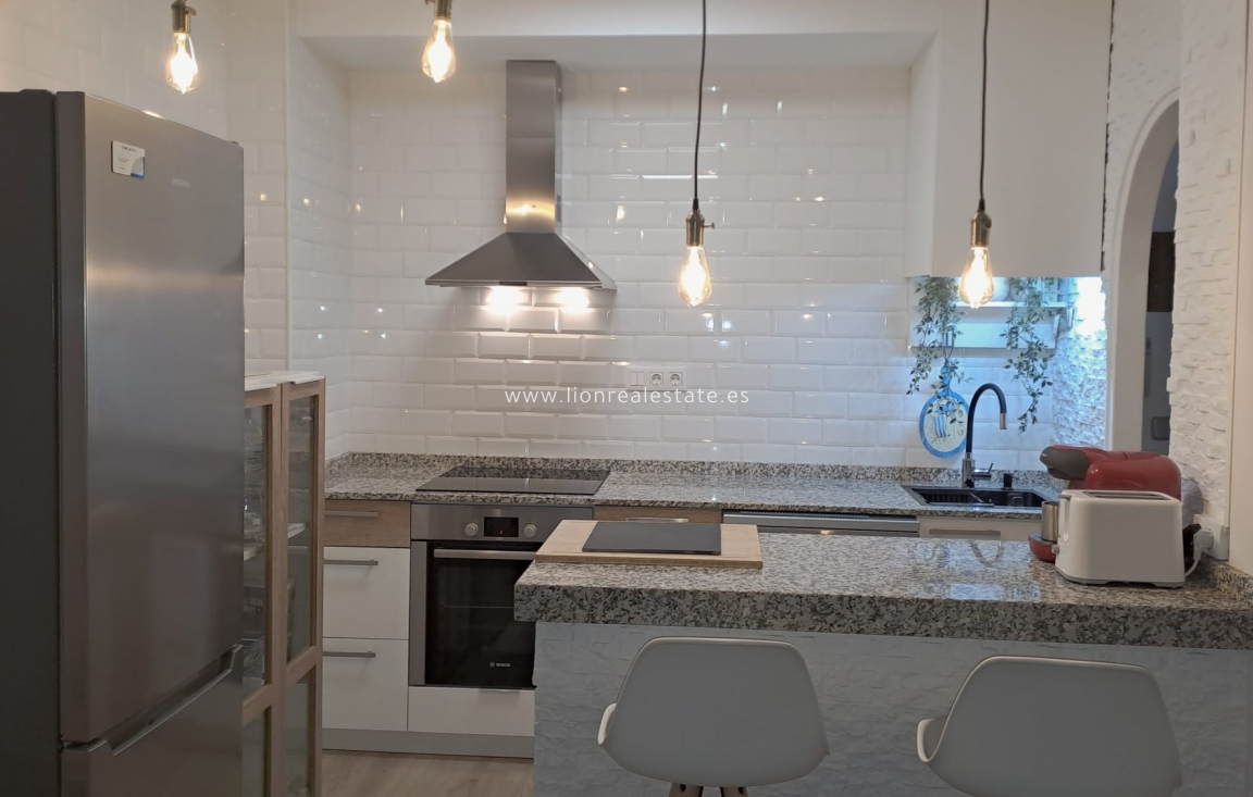 Long Term Rental - Apartment / flat - Punta Prima