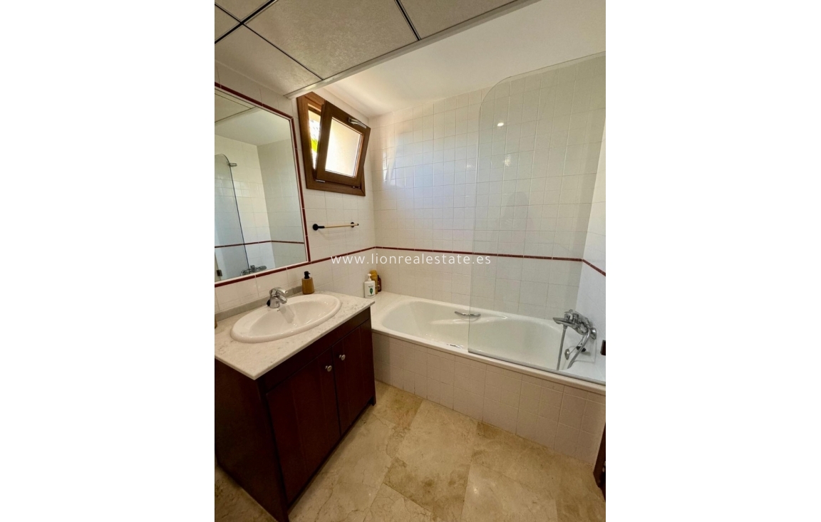 Long Term Rental - Apartment / flat - Punta Prima