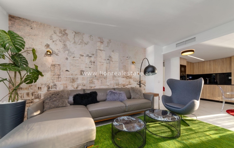 Long Term Rental - Apartment / flat - Punta Prima