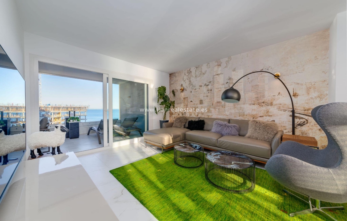Long Term Rental - Apartment / flat - Punta Prima