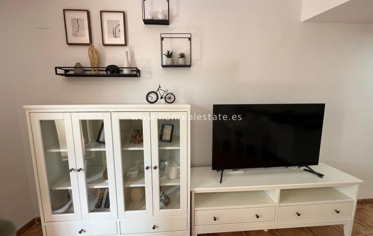 Long Term Rental - Apartment / flat - Punta Prima