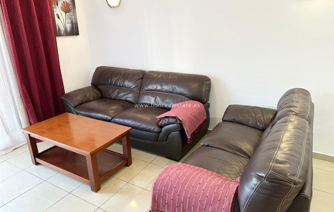 Long Term Rental - Apartment / flat - Punta Prima