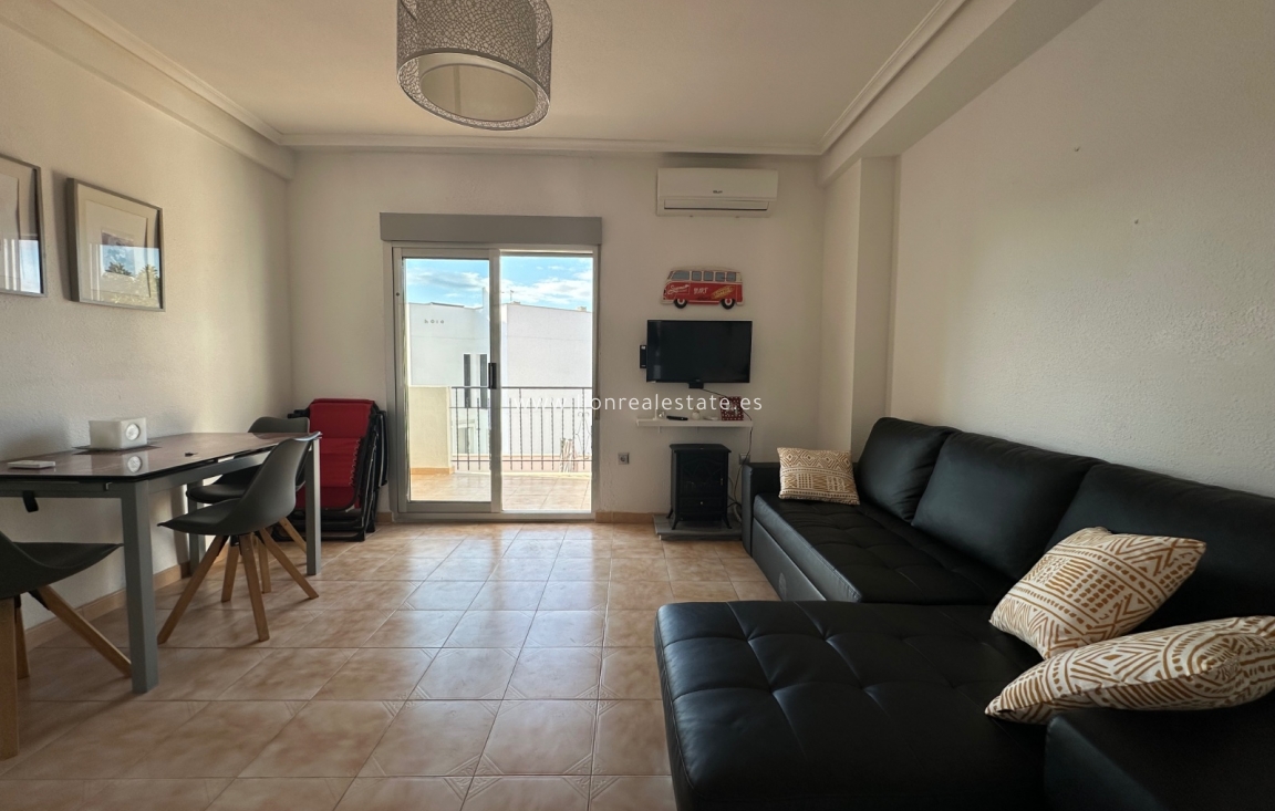 Long Term Rental - Apartment / flat - Punta Prima