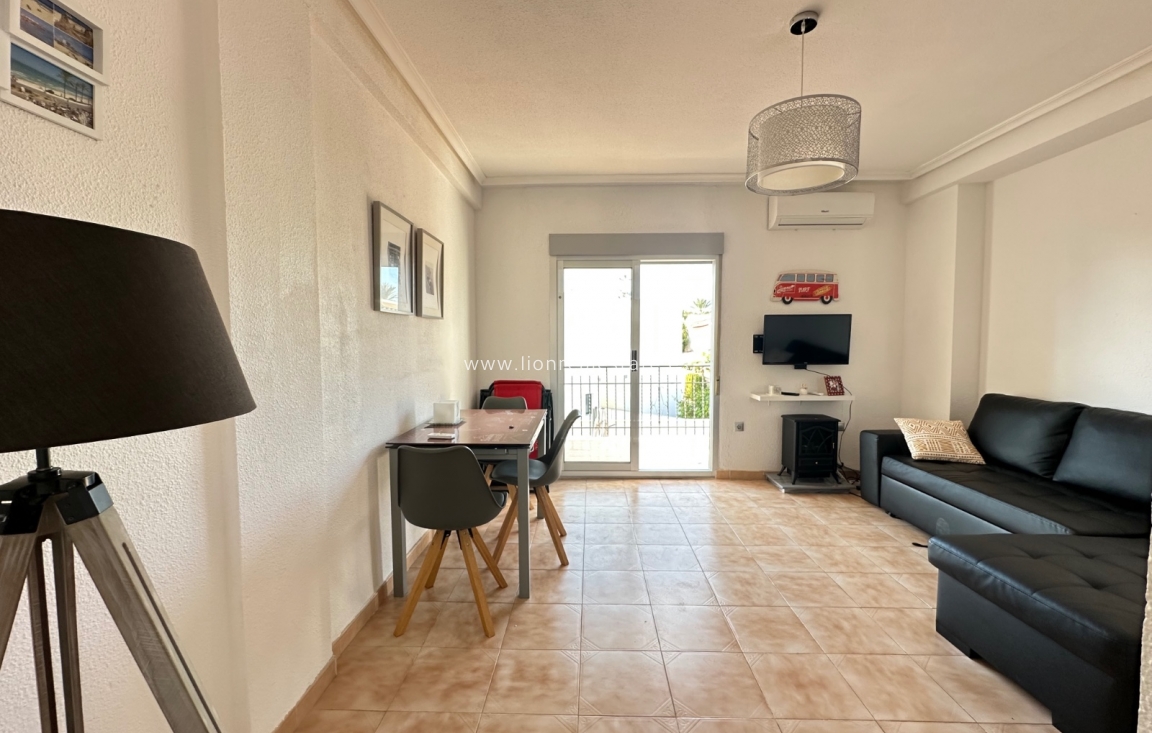 Long Term Rental - Apartment / flat - Punta Prima