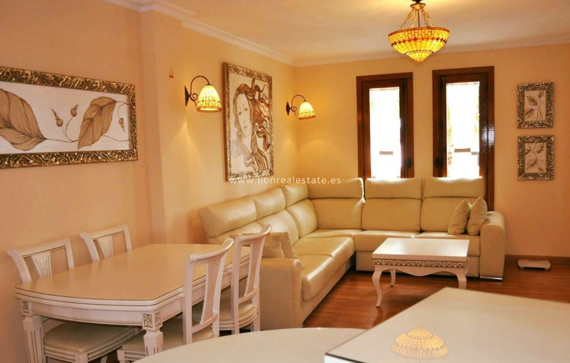 Long Term Rental - Apartment / flat - Punta Prima