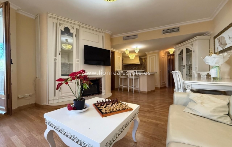 Long Term Rental - Apartment / flat - Punta Prima