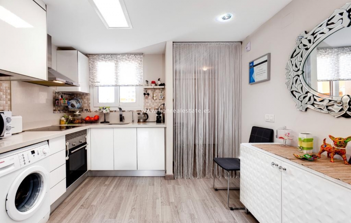 Long Term Rental - Apartment / flat - Punta Prima