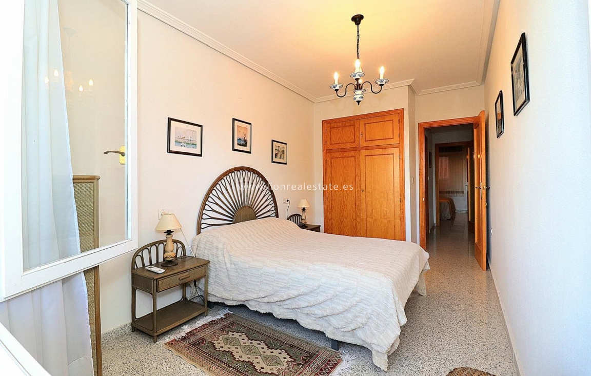 Long Term Rental - Apartment / flat - Torrevieja - Acequion