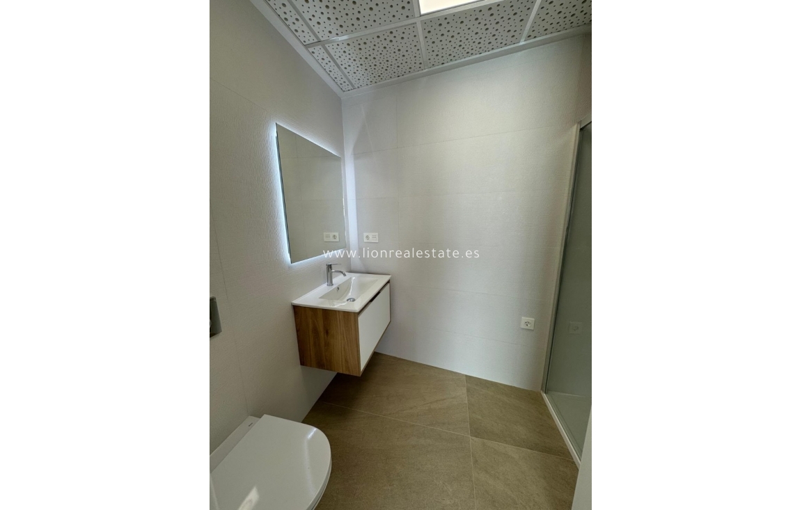 Long Term Rental - Apartment / flat - Torrevieja - Los Locos