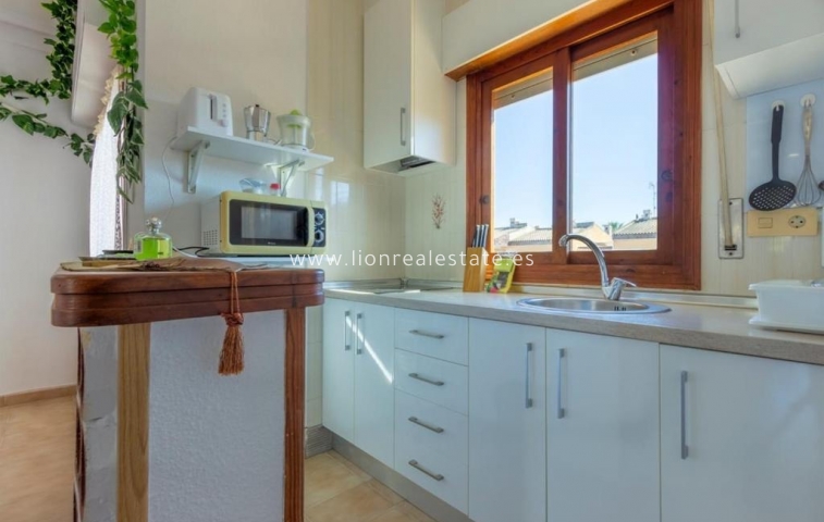 Long Term Rental - Apartment / flat - Torrevieja - Punta Prima