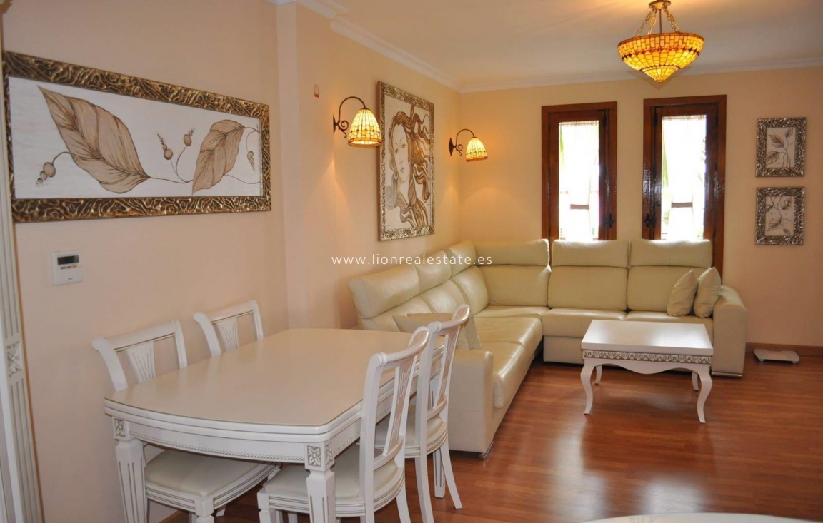 Long Term Rental - Apartment / flat - Torrevieja - Punta Prima