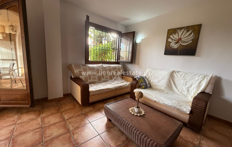 Long Term Rental - Apartment / flat - Torrevieja - Punta Prima