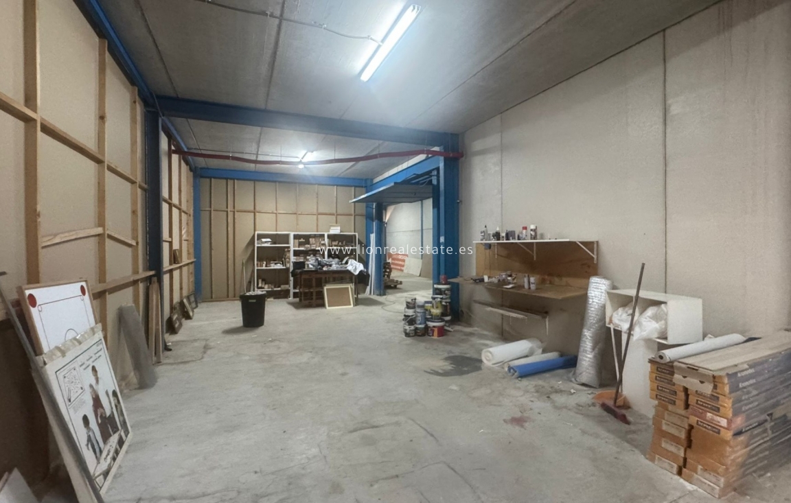 Long Term Rental - Industrial building - Torrevieja